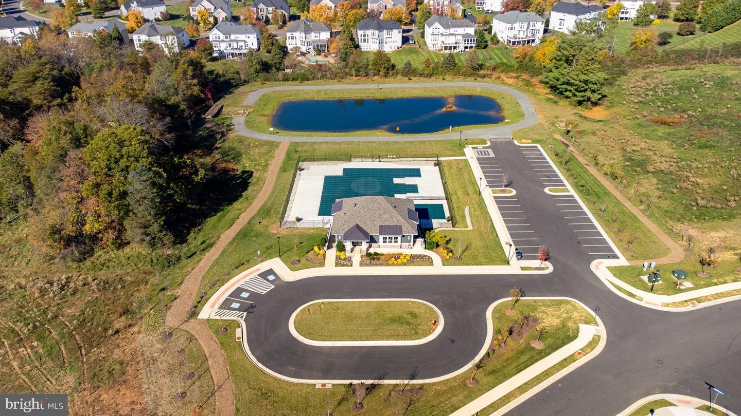 43441 BETTYS FARM DR, CHANTILLY, Virginia 20152, 4 Bedrooms Bedrooms, ,3 BathroomsBathrooms,Residential,For sale,43441 BETTYS FARM DR,VALO2099476 MLS # VALO2099476