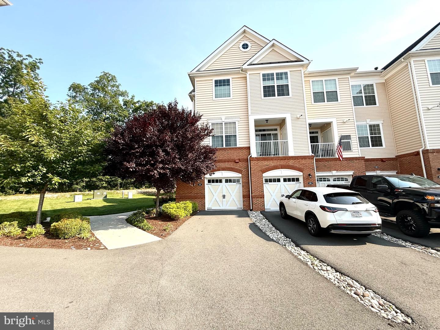 23245 MILLTOWN KNOLL SQ #103, ASHBURN, Virginia 20148, 2 Bedrooms Bedrooms, ,2 BathroomsBathrooms,Residential,For sale,23245 MILLTOWN KNOLL SQ #103,VALO2099574 MLS # VALO2099574
