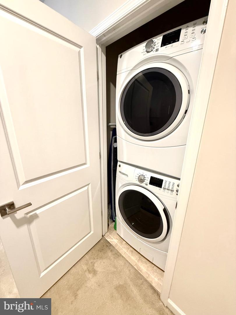 23245 MILLTOWN KNOLL SQ #103, ASHBURN, Virginia 20148, 2 Bedrooms Bedrooms, ,2 BathroomsBathrooms,Residential,For sale,23245 MILLTOWN KNOLL SQ #103,VALO2099574 MLS # VALO2099574