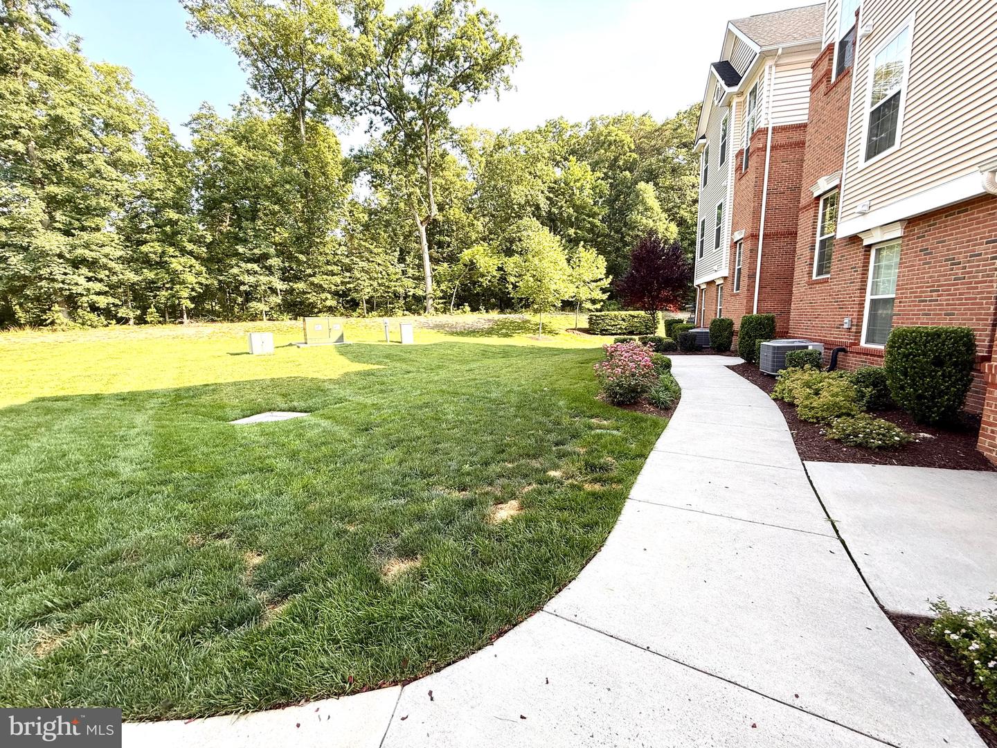 23245 MILLTOWN KNOLL SQ #103, ASHBURN, Virginia 20148, 2 Bedrooms Bedrooms, ,2 BathroomsBathrooms,Residential,For sale,23245 MILLTOWN KNOLL SQ #103,VALO2099574 MLS # VALO2099574
