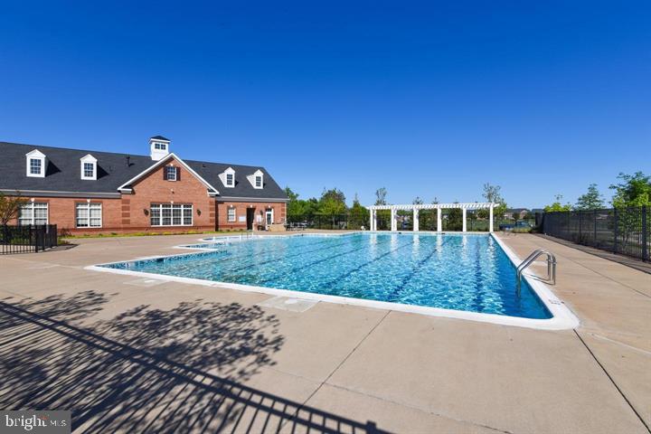 23245 MILLTOWN KNOLL SQ #103, ASHBURN, Virginia 20148, 2 Bedrooms Bedrooms, ,2 BathroomsBathrooms,Residential,For sale,23245 MILLTOWN KNOLL SQ #103,VALO2099574 MLS # VALO2099574