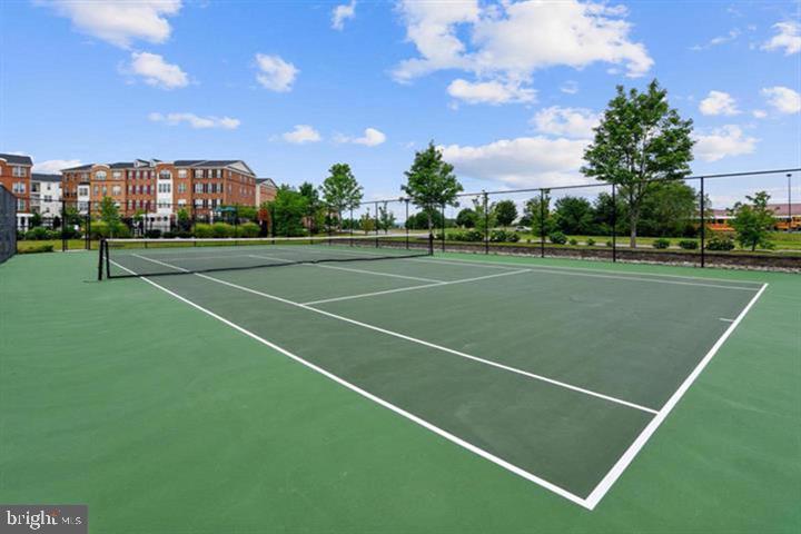 23245 MILLTOWN KNOLL SQ #103, ASHBURN, Virginia 20148, 2 Bedrooms Bedrooms, ,2 BathroomsBathrooms,Residential,For sale,23245 MILLTOWN KNOLL SQ #103,VALO2099574 MLS # VALO2099574
