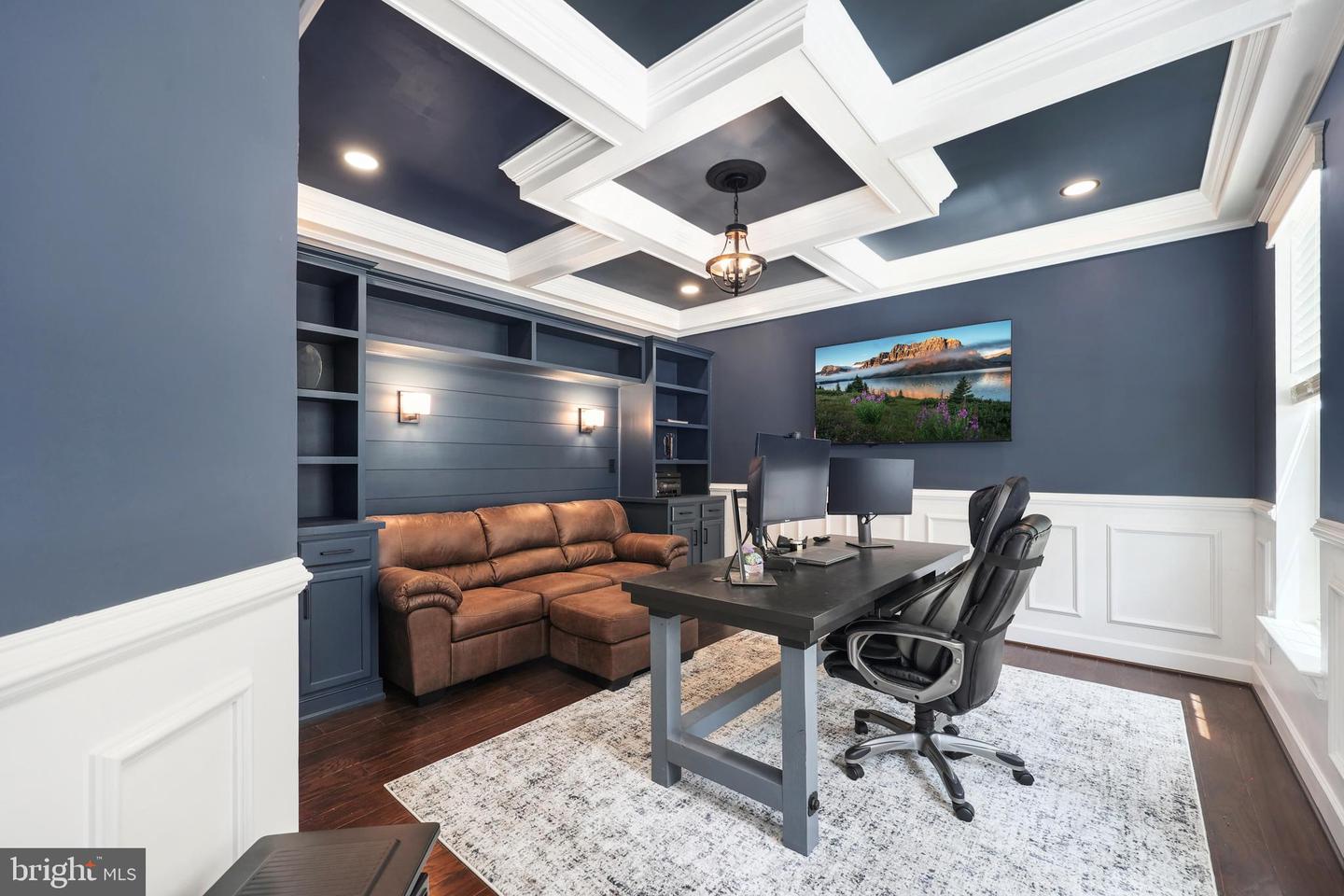 24 SUTTER DR, FREDERICKSBURG, Virginia 22405, 5 Bedrooms Bedrooms, ,4 BathroomsBathrooms,Residential,For sale,24 SUTTER DR,VAST2039800 MLS # VAST2039800