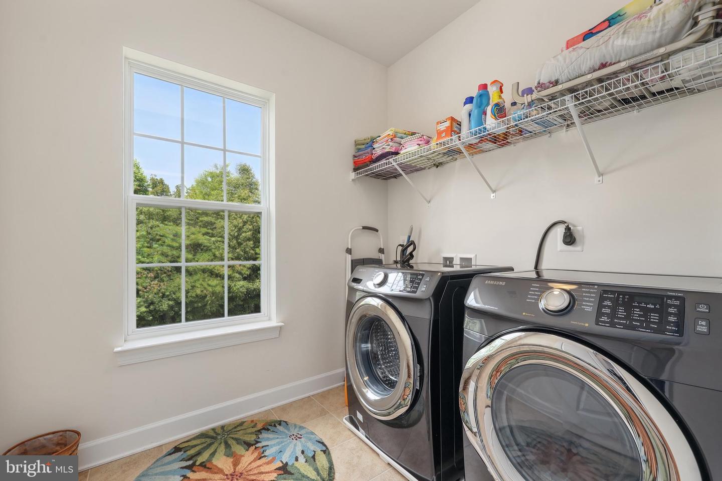 24 SUTTER DR, FREDERICKSBURG, Virginia 22405, 5 Bedrooms Bedrooms, ,4 BathroomsBathrooms,Residential,For sale,24 SUTTER DR,VAST2039800 MLS # VAST2039800