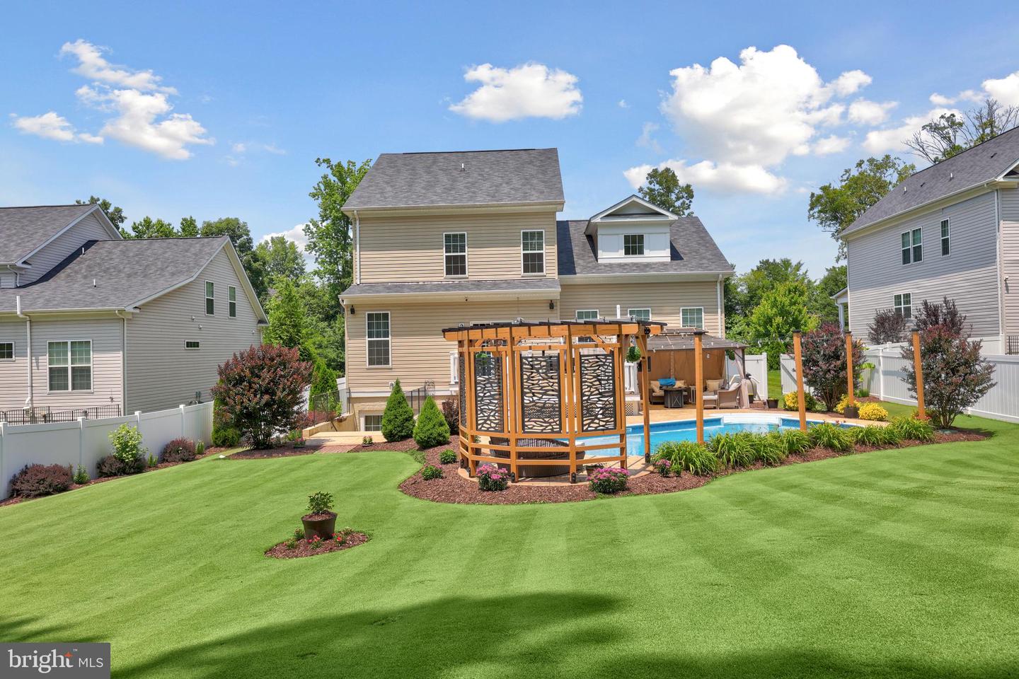 24 SUTTER DR, FREDERICKSBURG, Virginia 22405, 5 Bedrooms Bedrooms, ,4 BathroomsBathrooms,Residential,For sale,24 SUTTER DR,VAST2039800 MLS # VAST2039800