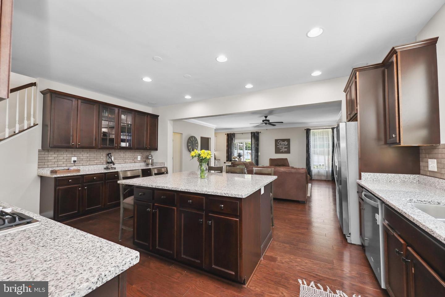 24 SUTTER DR, FREDERICKSBURG, Virginia 22405, 5 Bedrooms Bedrooms, ,4 BathroomsBathrooms,Residential,For sale,24 SUTTER DR,VAST2039800 MLS # VAST2039800