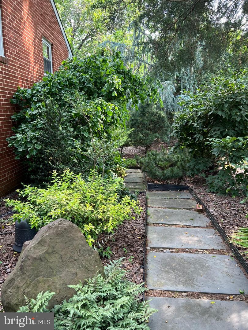 3111 MARL PAT DR, ALEXANDRIA, Virginia 22310, 3 Bedrooms Bedrooms, ,3 BathroomsBathrooms,Residential,For sale,3111 MARL PAT DR,VAFX2247318 MLS # VAFX2247318