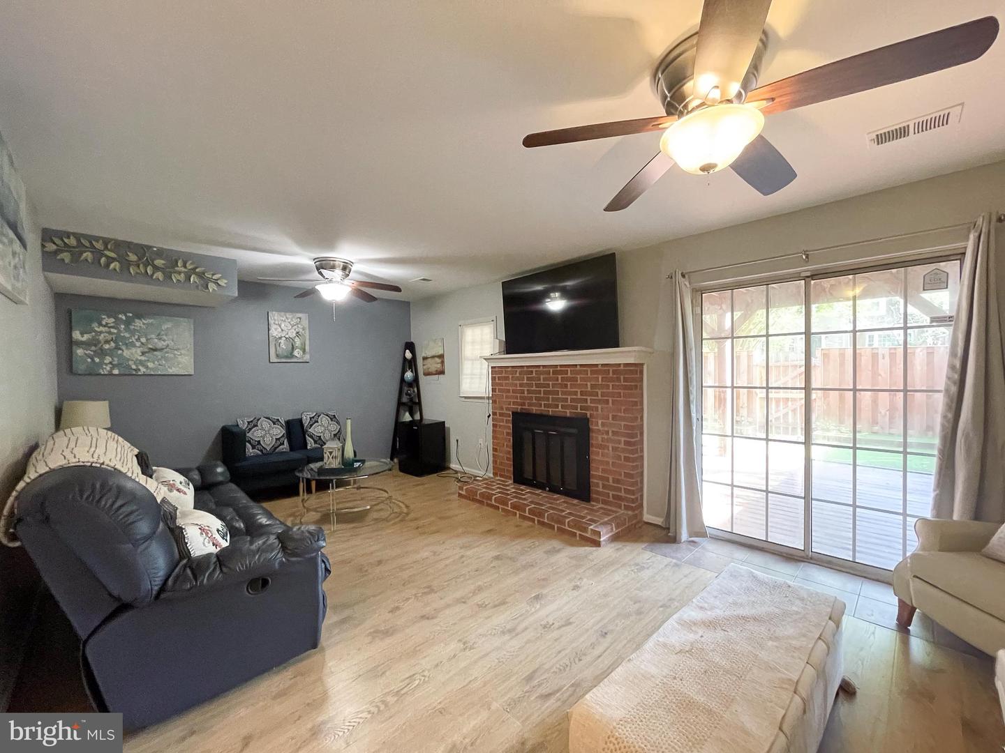 8259 CEDAR LANDING CT, ALEXANDRIA, Virginia 22306, 4 Bedrooms Bedrooms, ,3 BathroomsBathrooms,Residential,For sale,8259 CEDAR LANDING CT,VAFX2247390 MLS # VAFX2247390