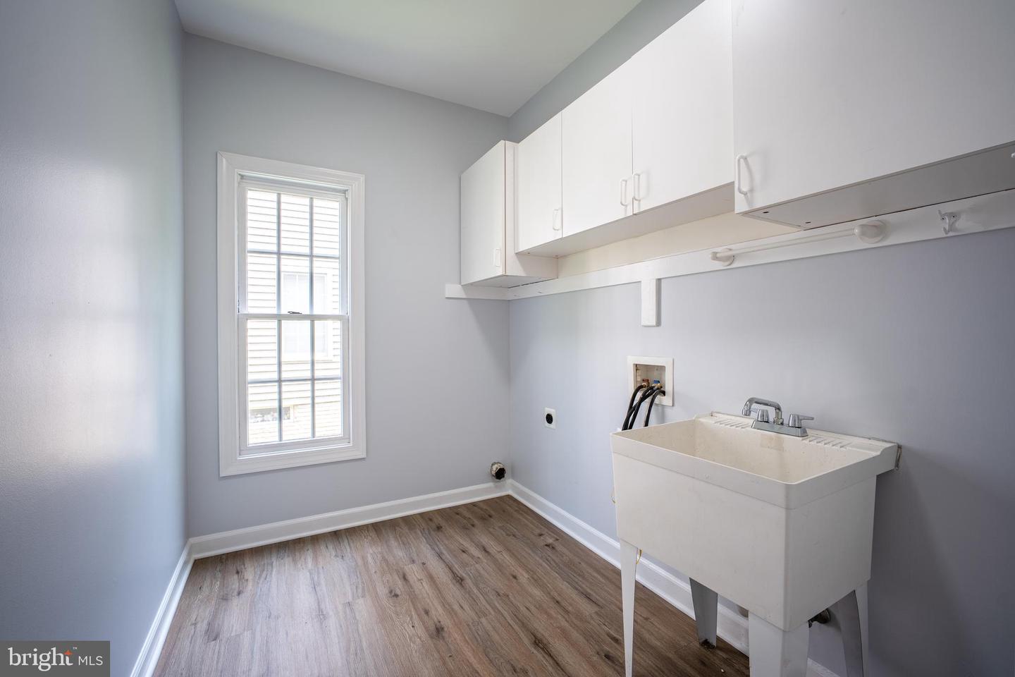 12381 COLD STREAM GUARD CT, BRISTOW, Virginia 20136, 4 Bedrooms Bedrooms, 10 Rooms Rooms,2 BathroomsBathrooms,Residential,For sale,12381 COLD STREAM GUARD CT,VAPW2097044 MLS # VAPW2097044