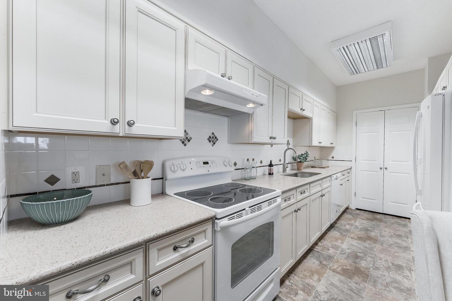 19375 CYPRESS RIDGE TER #314, LEESBURG, Virginia 20176, 2 Bedrooms Bedrooms, ,2 BathroomsBathrooms,Residential,For sale,19375 CYPRESS RIDGE TER #314,VALO2099568 MLS # VALO2099568