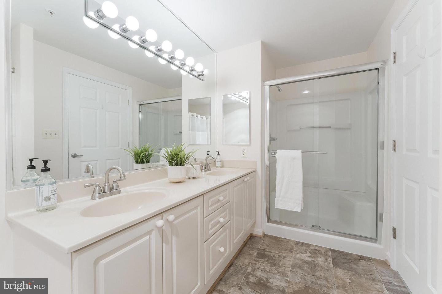 19375 CYPRESS RIDGE TER #314, LEESBURG, Virginia 20176, 2 Bedrooms Bedrooms, ,2 BathroomsBathrooms,Residential,For sale,19375 CYPRESS RIDGE TER #314,VALO2099568 MLS # VALO2099568