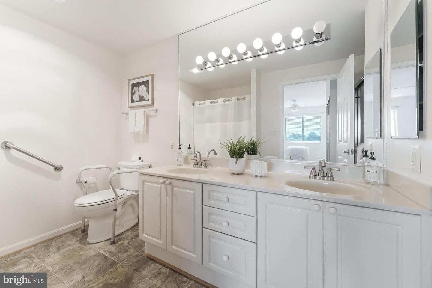 19375 CYPRESS RIDGE TER #314, LEESBURG, Virginia 20176, 2 Bedrooms Bedrooms, ,2 BathroomsBathrooms,Residential,For sale,19375 CYPRESS RIDGE TER #314,VALO2099568 MLS # VALO2099568