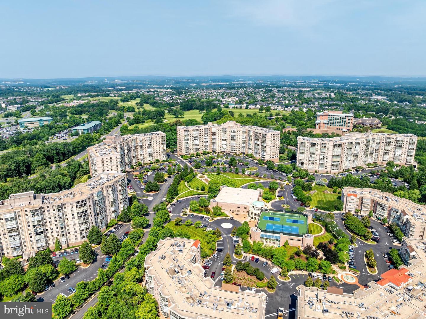 19375 CYPRESS RIDGE TER #314, LEESBURG, Virginia 20176, 2 Bedrooms Bedrooms, ,2 BathroomsBathrooms,Residential,For sale,19375 CYPRESS RIDGE TER #314,VALO2099568 MLS # VALO2099568