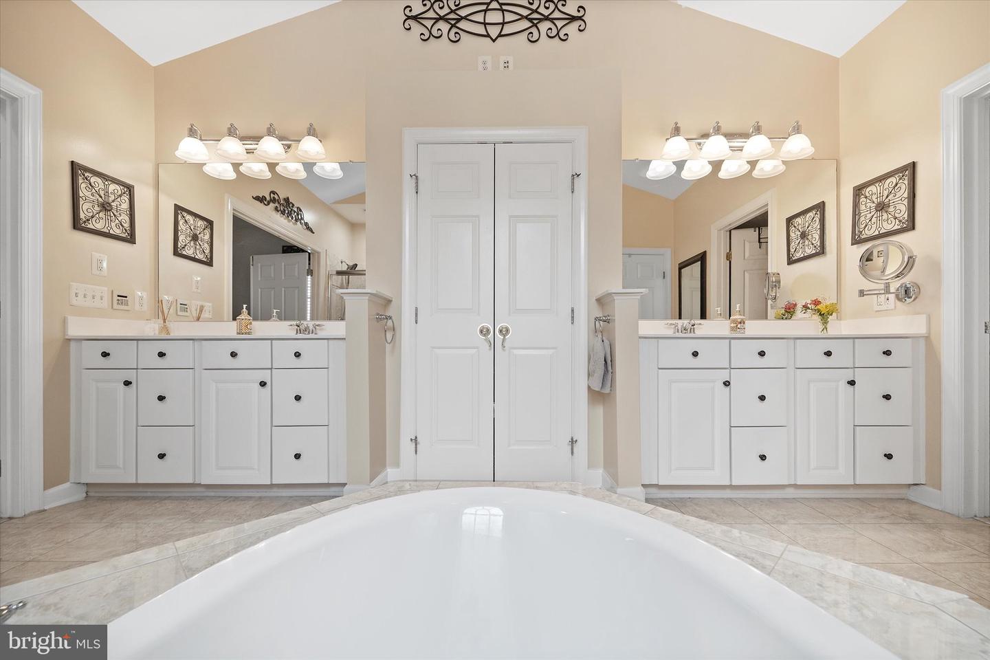 43146 SCENIC CREEK WAY, LEESBURG, Virginia 20176, 5 Bedrooms Bedrooms, ,5 BathroomsBathrooms,Residential,For sale,43146 SCENIC CREEK WAY,VALO2099572 MLS # VALO2099572