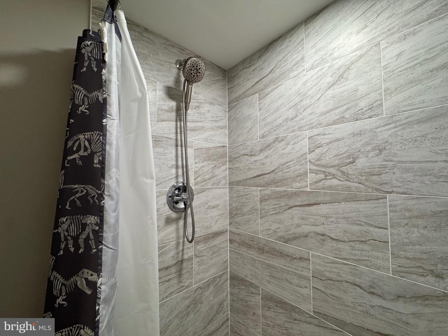 4146 FERRARA TER, WOODBRIDGE, Virginia 22193, 4 Bedrooms Bedrooms, ,2 BathroomsBathrooms,Residential,For sale,4146 FERRARA TER,VAPW2097076 MLS # VAPW2097076