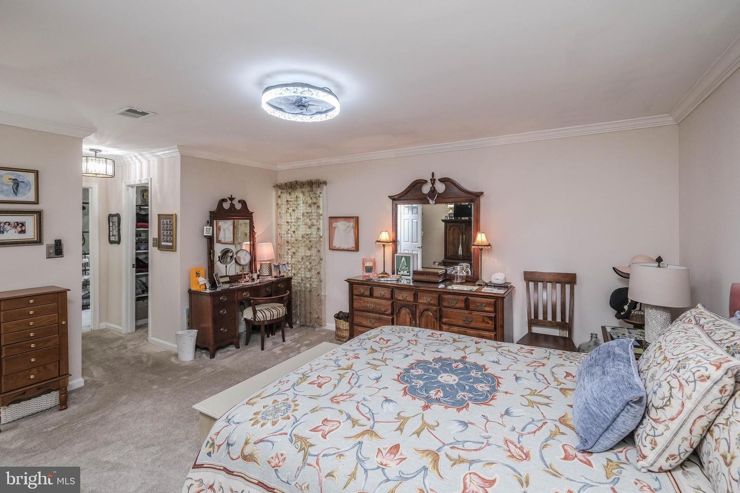 12853 VALLEYWOOD DR, WOODBRIDGE, Virginia 22192, 5 Bedrooms Bedrooms, ,3 BathroomsBathrooms,Residential,For sale,12853 VALLEYWOOD DR,VAPW2097034 MLS # VAPW2097034