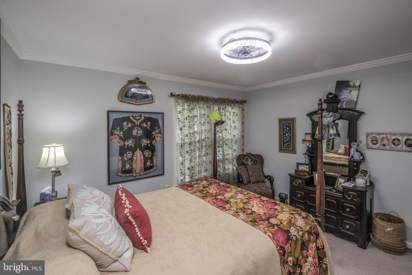 12853 VALLEYWOOD DR, WOODBRIDGE, Virginia 22192, 5 Bedrooms Bedrooms, ,3 BathroomsBathrooms,Residential,For sale,12853 VALLEYWOOD DR,VAPW2097034 MLS # VAPW2097034
