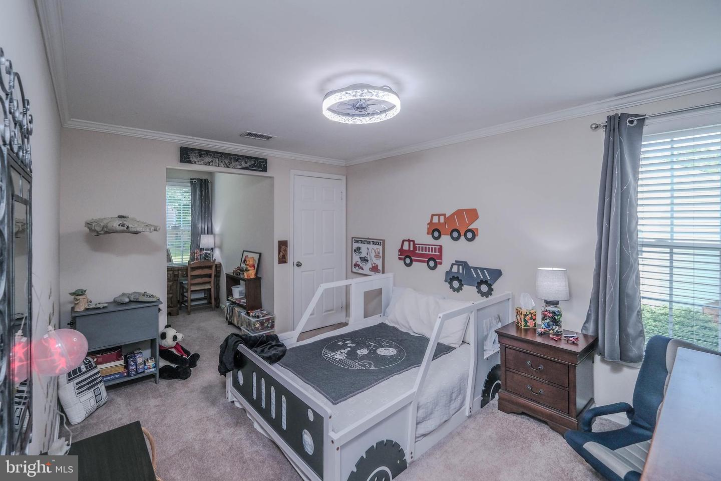 12853 VALLEYWOOD DR, WOODBRIDGE, Virginia 22192, 5 Bedrooms Bedrooms, ,3 BathroomsBathrooms,Residential,For sale,12853 VALLEYWOOD DR,VAPW2097034 MLS # VAPW2097034