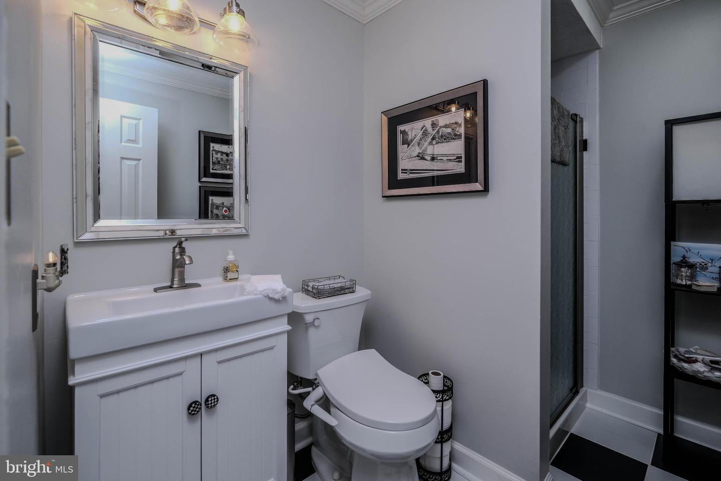 12853 VALLEYWOOD DR, WOODBRIDGE, Virginia 22192, 5 Bedrooms Bedrooms, ,3 BathroomsBathrooms,Residential,For sale,12853 VALLEYWOOD DR,VAPW2097034 MLS # VAPW2097034