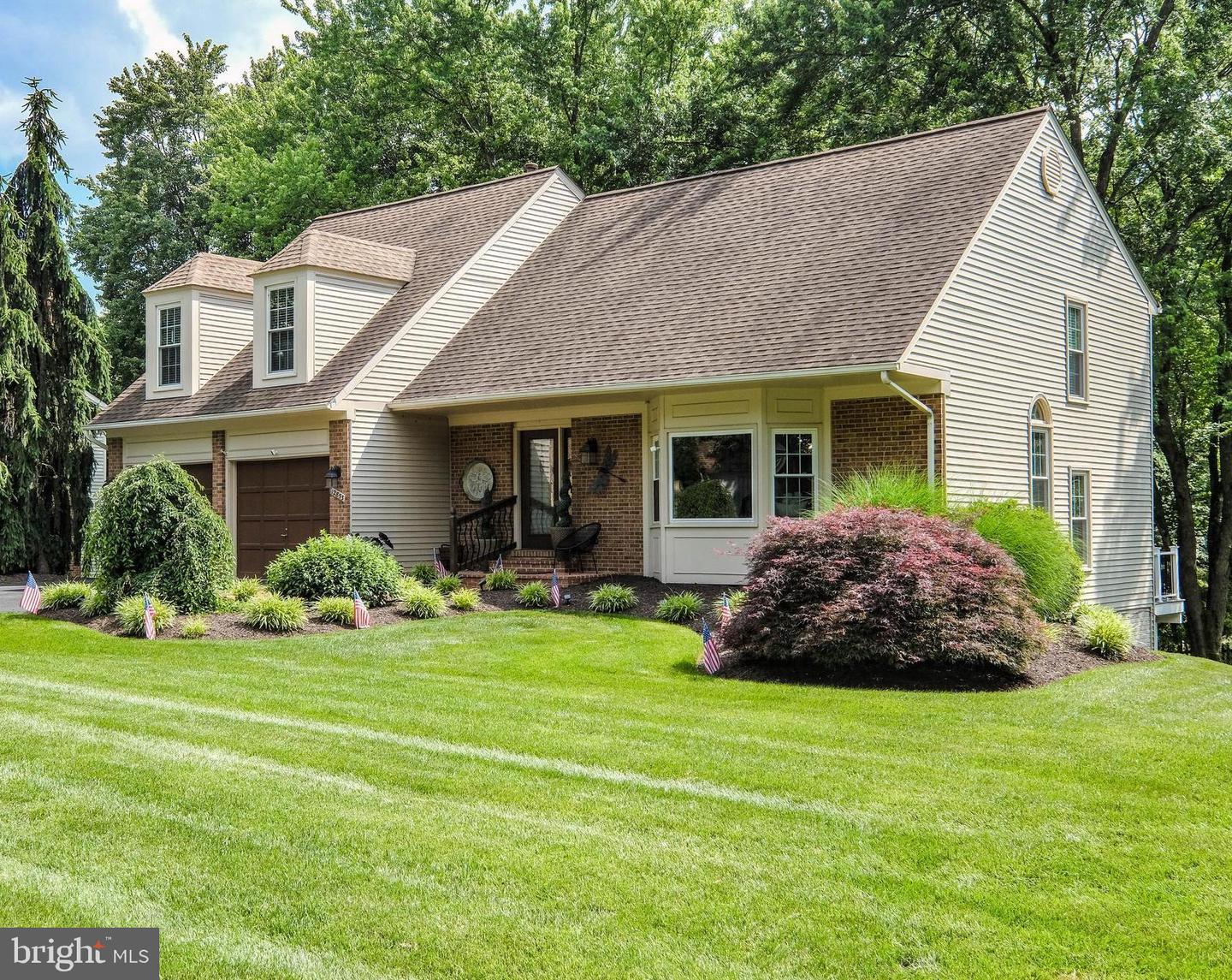 12853 VALLEYWOOD DR, WOODBRIDGE, Virginia 22192, 5 Bedrooms Bedrooms, ,3 BathroomsBathrooms,Residential,For sale,12853 VALLEYWOOD DR,VAPW2097034 MLS # VAPW2097034