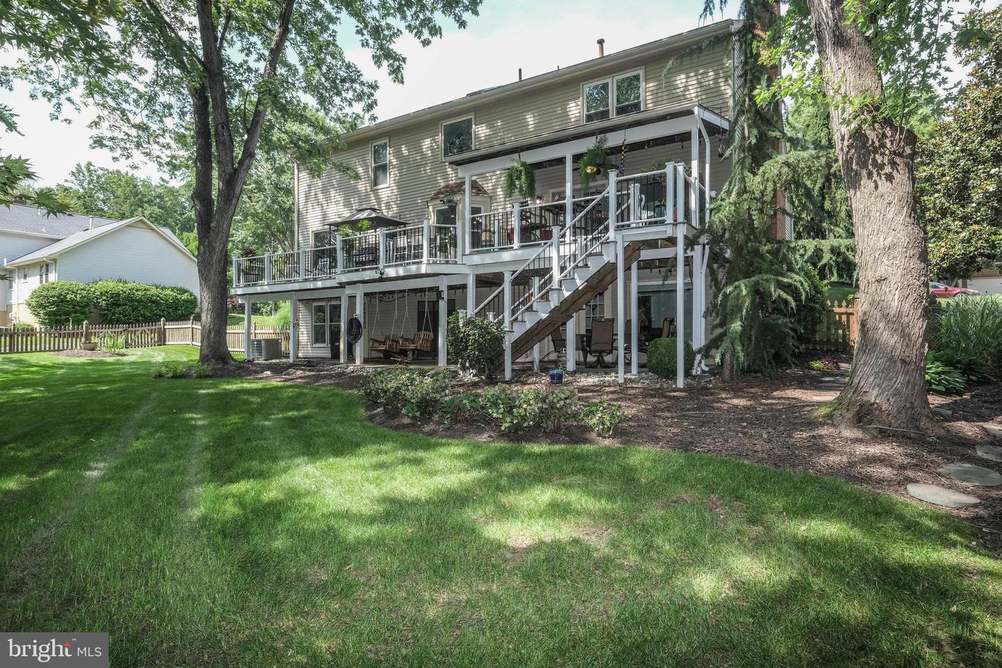 12853 VALLEYWOOD DR, WOODBRIDGE, Virginia 22192, 5 Bedrooms Bedrooms, ,3 BathroomsBathrooms,Residential,For sale,12853 VALLEYWOOD DR,VAPW2097034 MLS # VAPW2097034