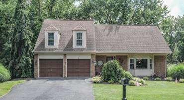 12853 VALLEYWOOD DR, WOODBRIDGE, Virginia 22192, 5 Bedrooms Bedrooms, ,3 BathroomsBathrooms,Residential,For sale,12853 VALLEYWOOD DR,VAPW2097034 MLS # VAPW2097034