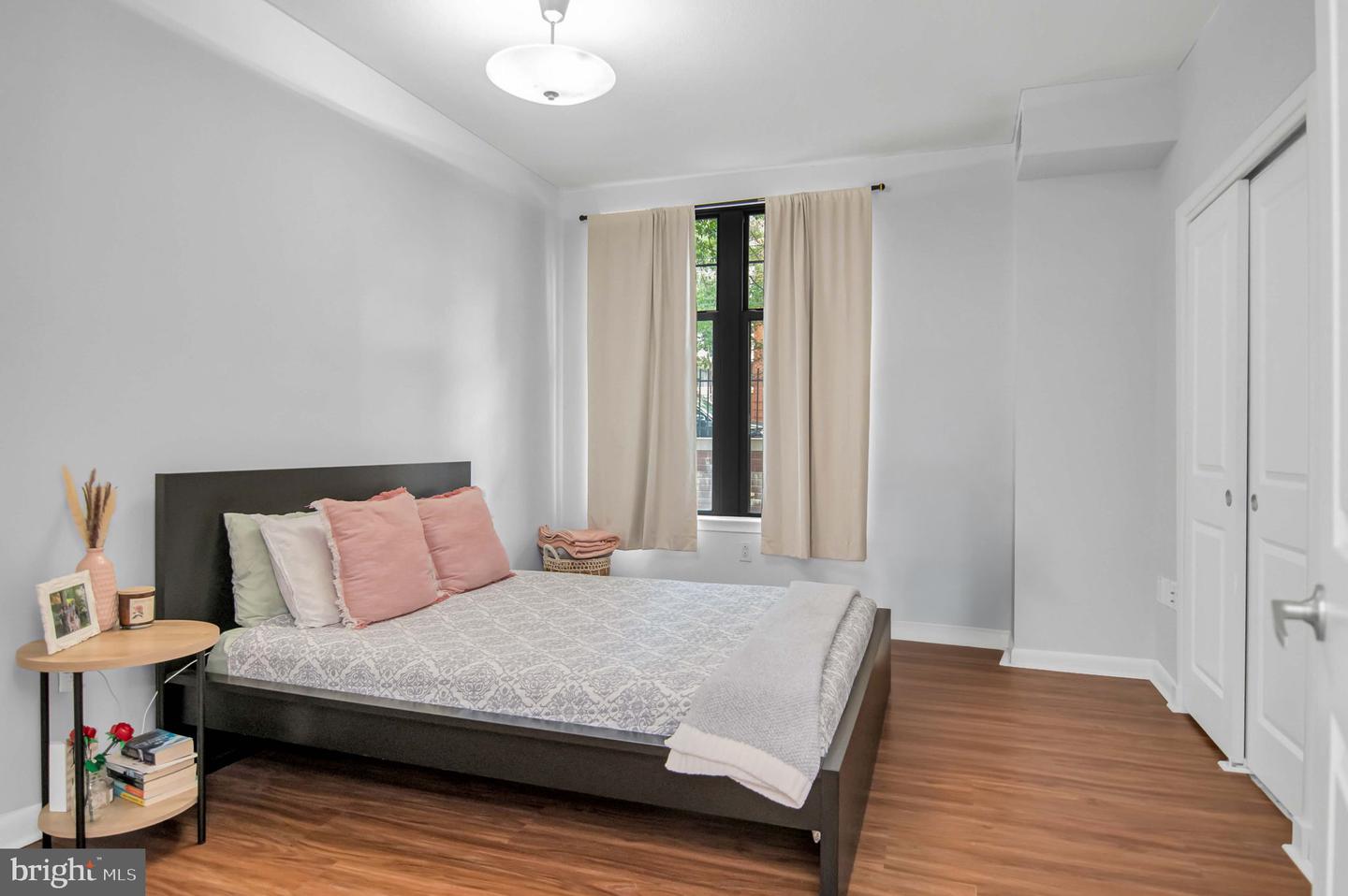 1021 N GARFIELD ST #109, ARLINGTON, Virginia 22201, 3 Bedrooms Bedrooms, ,2 BathroomsBathrooms,Residential,For sale,1021 N GARFIELD ST #109,VAAR2059256 MLS # VAAR2059256