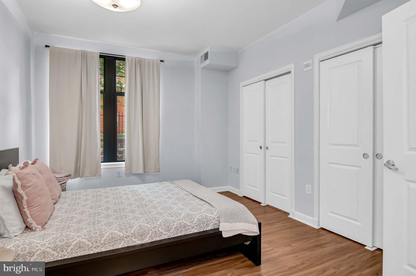 1021 N GARFIELD ST #109, ARLINGTON, Virginia 22201, 3 Bedrooms Bedrooms, ,2 BathroomsBathrooms,Residential,For sale,1021 N GARFIELD ST #109,VAAR2059256 MLS # VAAR2059256