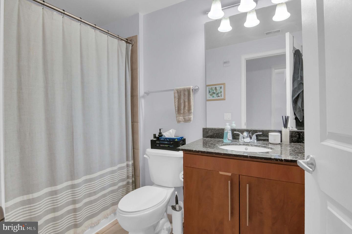 1021 N GARFIELD ST #109, ARLINGTON, Virginia 22201, 3 Bedrooms Bedrooms, ,2 BathroomsBathrooms,Residential,For sale,1021 N GARFIELD ST #109,VAAR2059256 MLS # VAAR2059256