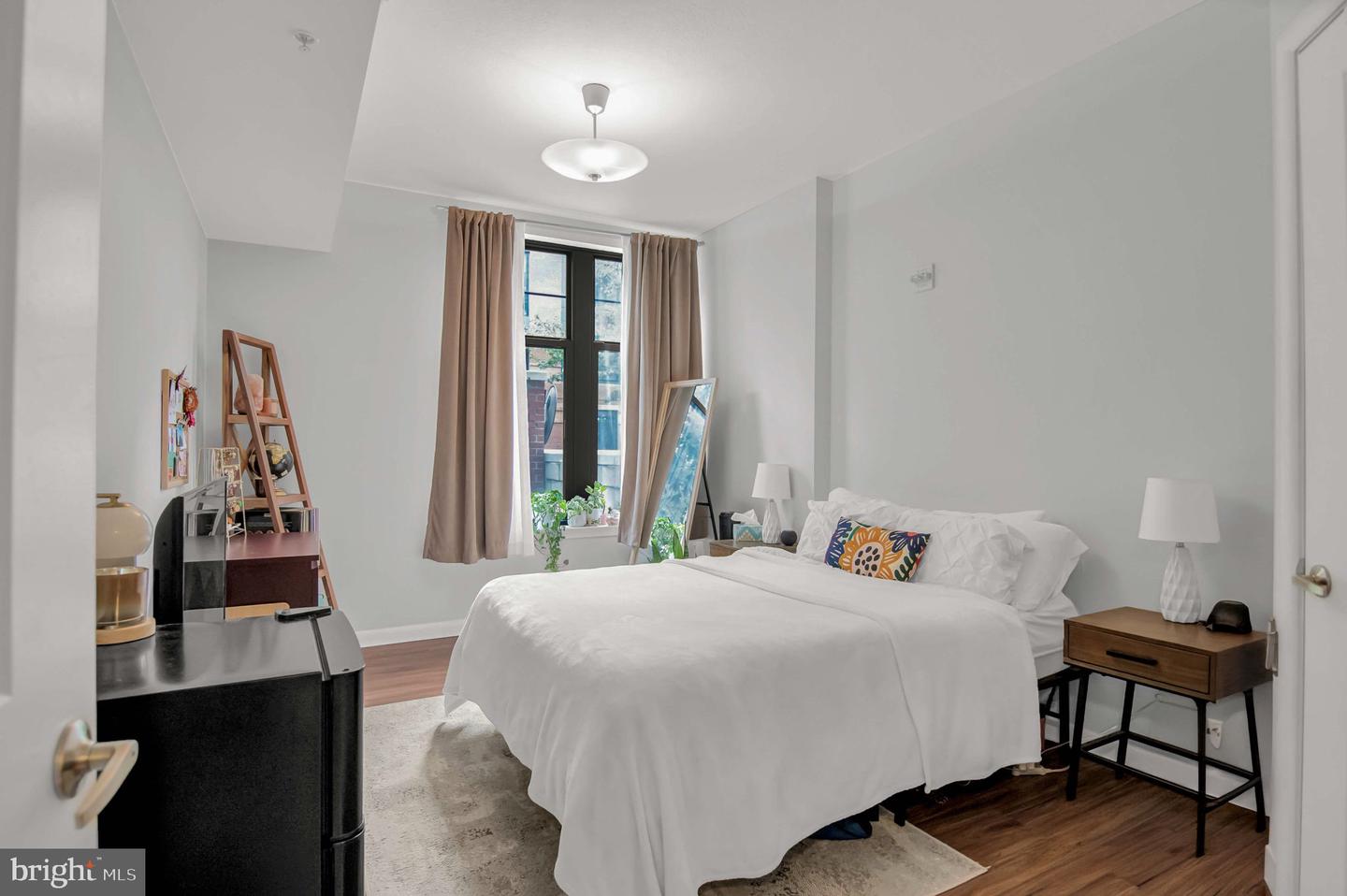 1021 N GARFIELD ST #109, ARLINGTON, Virginia 22201, 3 Bedrooms Bedrooms, ,2 BathroomsBathrooms,Residential,For sale,1021 N GARFIELD ST #109,VAAR2059256 MLS # VAAR2059256