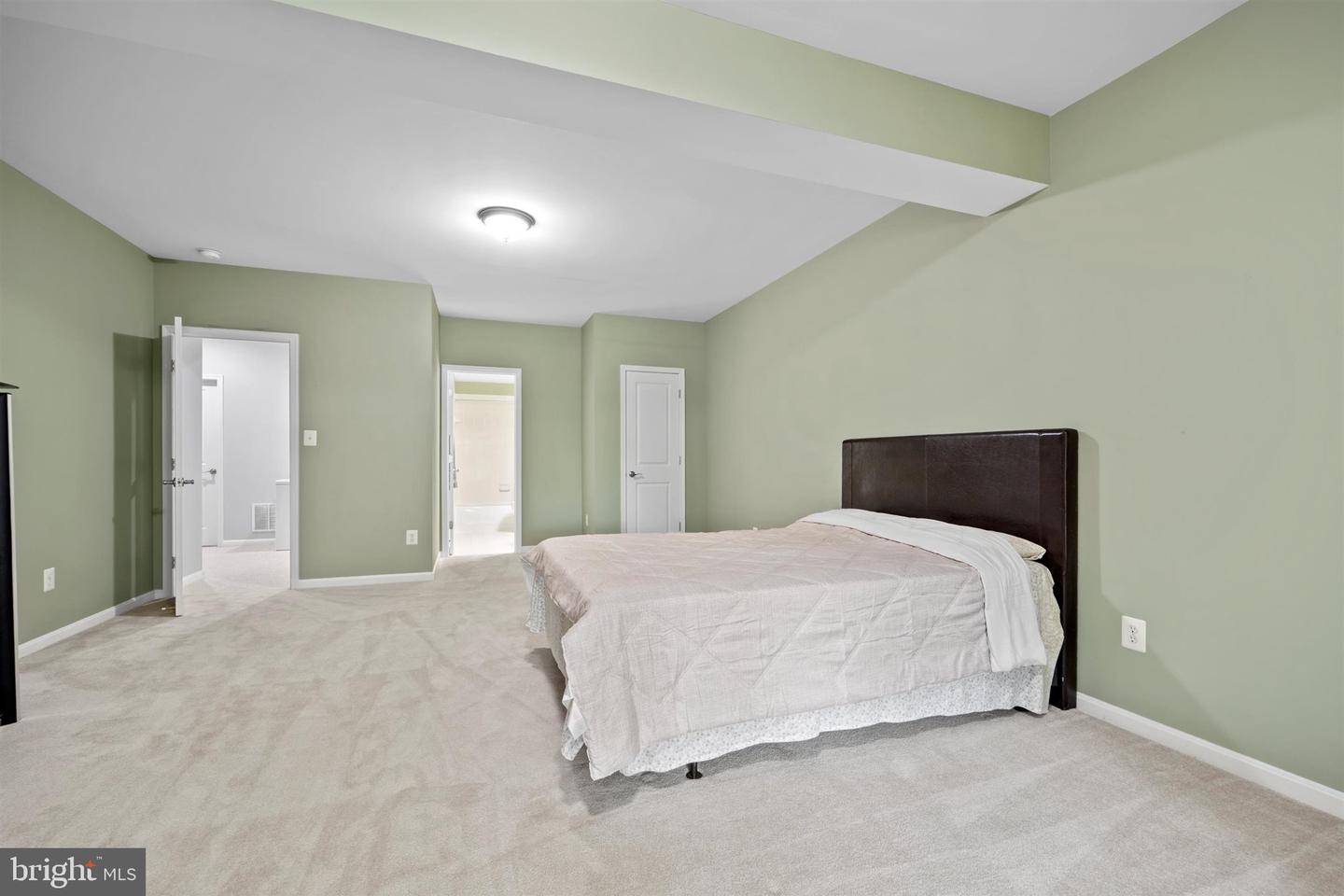 20585 WILD MEADOW CT, ASHBURN, Virginia 20147, 6 Bedrooms Bedrooms, ,5 BathroomsBathrooms,Residential,For sale,20585 WILD MEADOW CT,VALO2099634 MLS # VALO2099634