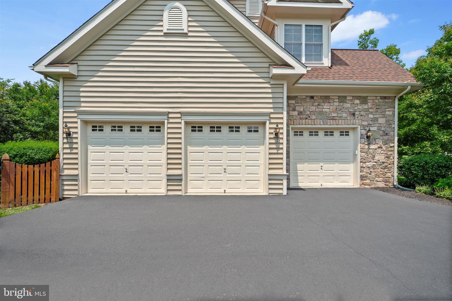 20585 WILD MEADOW CT, ASHBURN, Virginia 20147, 6 Bedrooms Bedrooms, ,5 BathroomsBathrooms,Residential,For sale,20585 WILD MEADOW CT,VALO2099634 MLS # VALO2099634