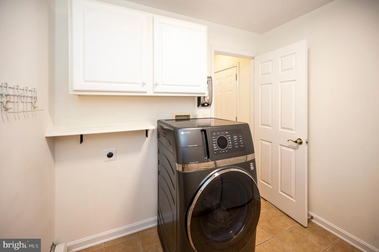 417 CAMDEN DR, FREDERICKSBURG, Virginia 22405, 4 Bedrooms Bedrooms, ,3 BathroomsBathrooms,Residential,For sale,417 CAMDEN DR,VAST2039872 MLS # VAST2039872