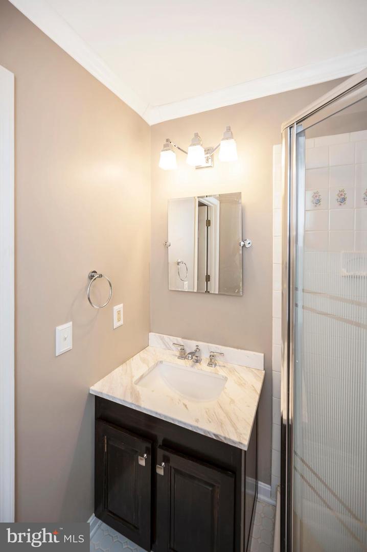 417 CAMDEN DR, FREDERICKSBURG, Virginia 22405, 4 Bedrooms Bedrooms, ,3 BathroomsBathrooms,Residential,For sale,417 CAMDEN DR,VAST2039872 MLS # VAST2039872
