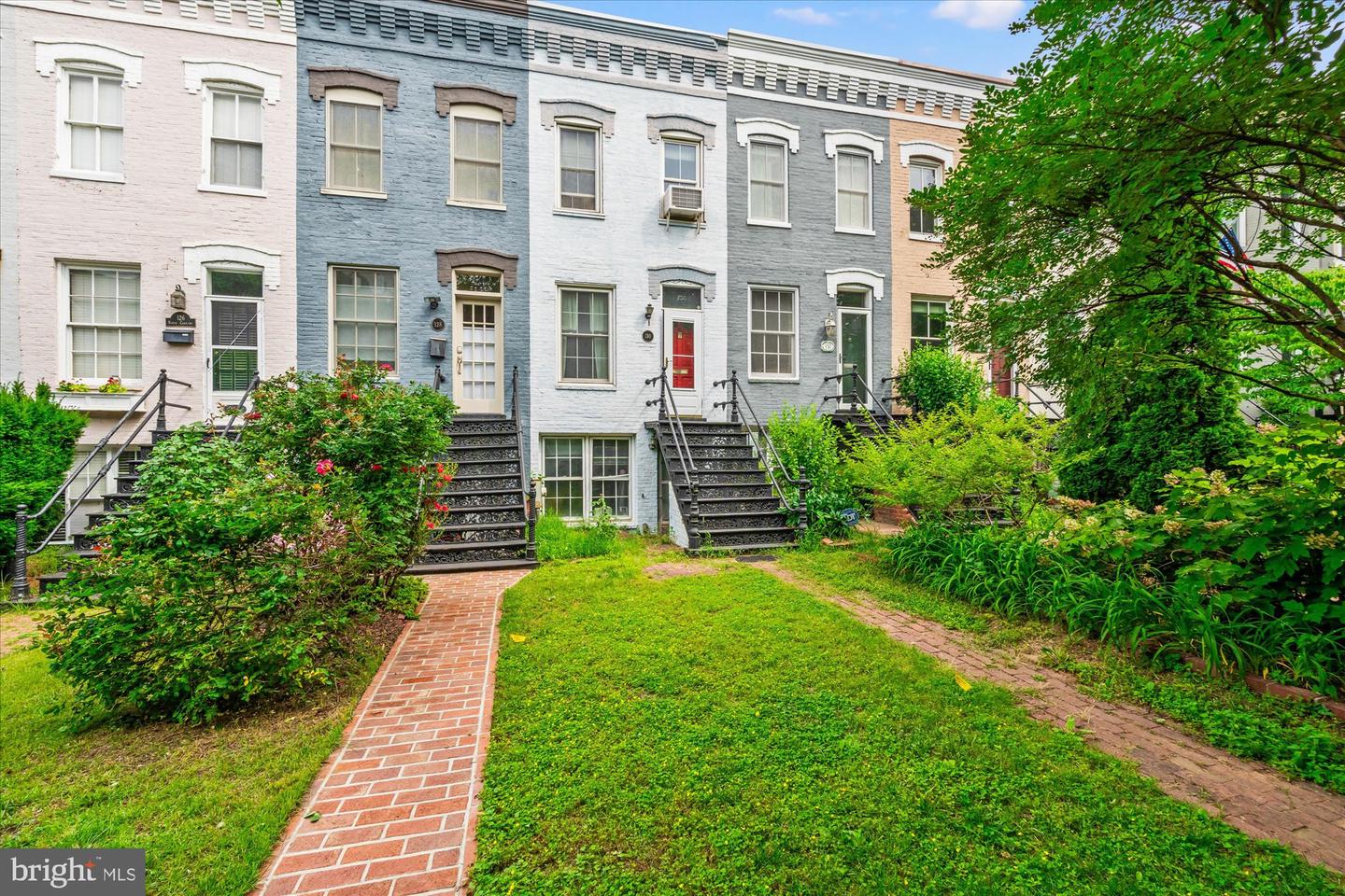 130 NORTH CAROLINA AVE SE, WASHINGTON, District Of Columbia 20003, 3 Bedrooms Bedrooms, ,2 BathroomsBathrooms,Residential,For sale,130 NORTH CAROLINA AVE SE,DCDC2205924 MLS # DCDC2205924