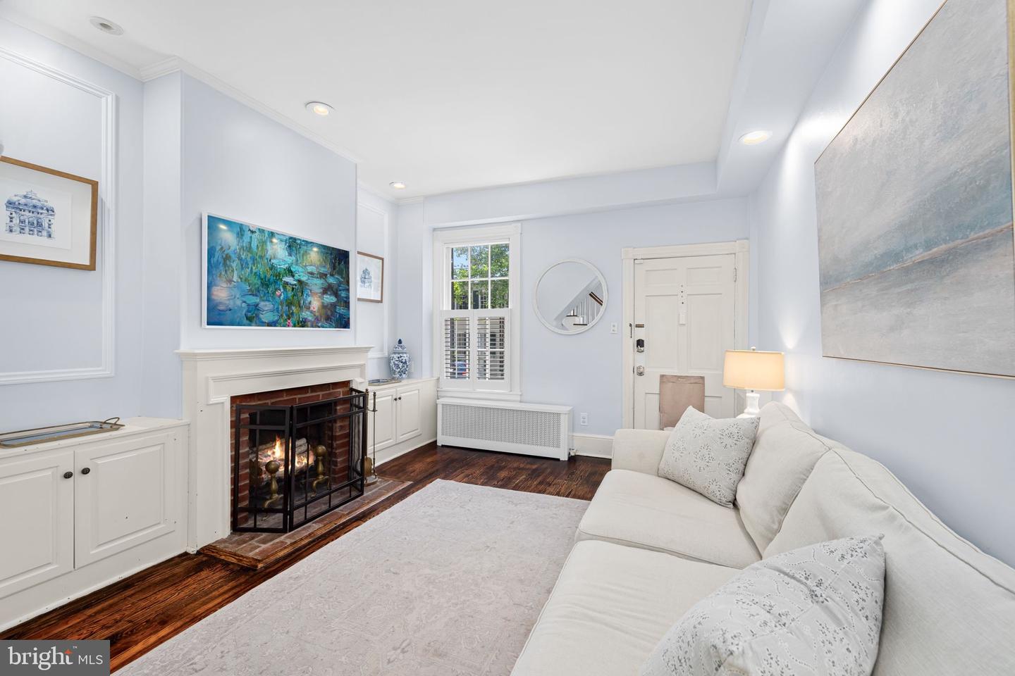 3417 O ST NW, WASHINGTON, District Of Columbia 20007, 2 Bedrooms Bedrooms, ,2 BathroomsBathrooms,Residential,For sale,3417 O ST NW,DCDC2205936 MLS # DCDC2205936