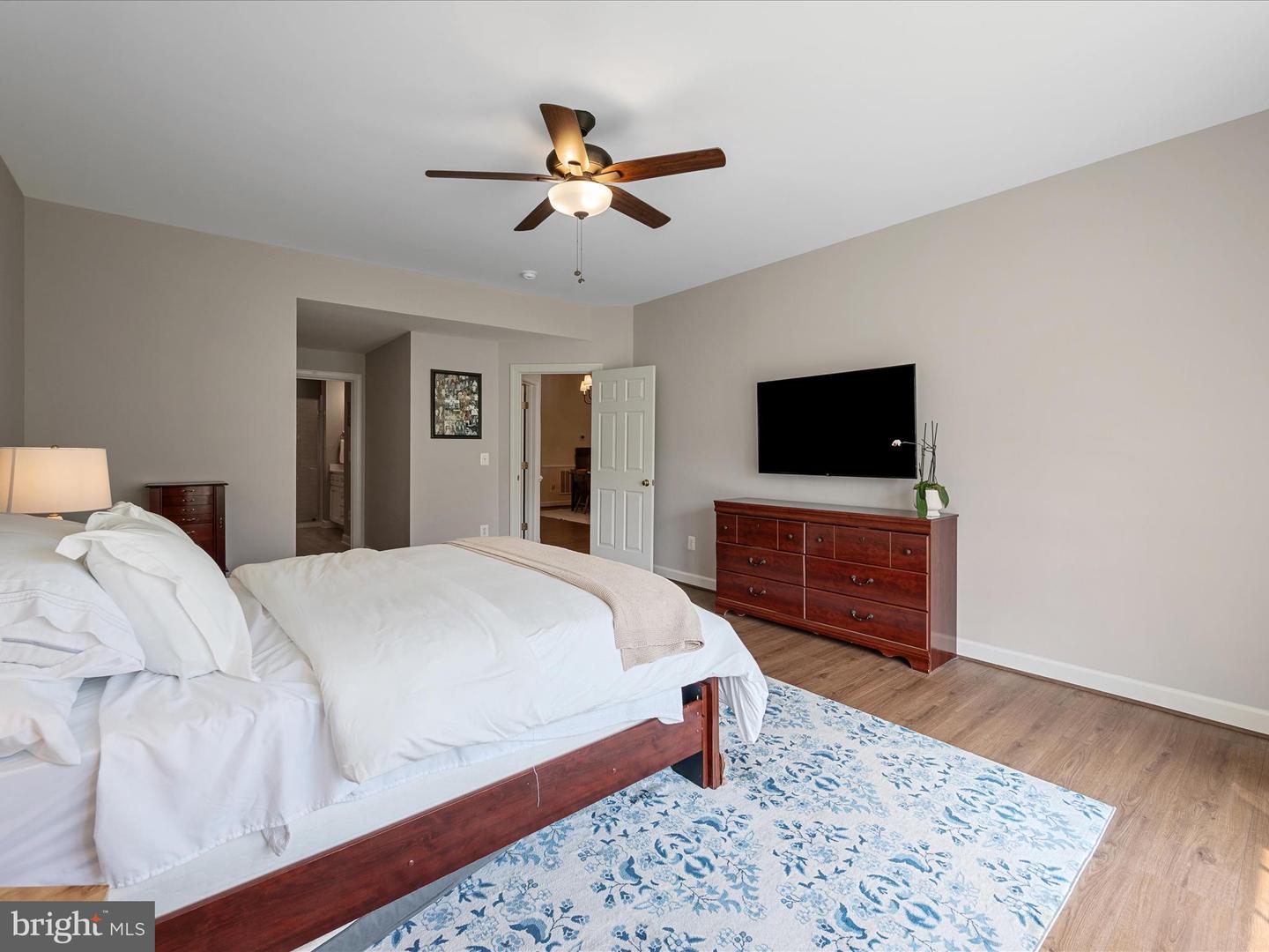 8027 MONTOUR HEIGHTS DR, GAINESVILLE, Virginia 20155, 3 Bedrooms Bedrooms, ,2 BathroomsBathrooms,Residential,For sale,8027 MONTOUR HEIGHTS DR,VAPW2096942 MLS # VAPW2096942