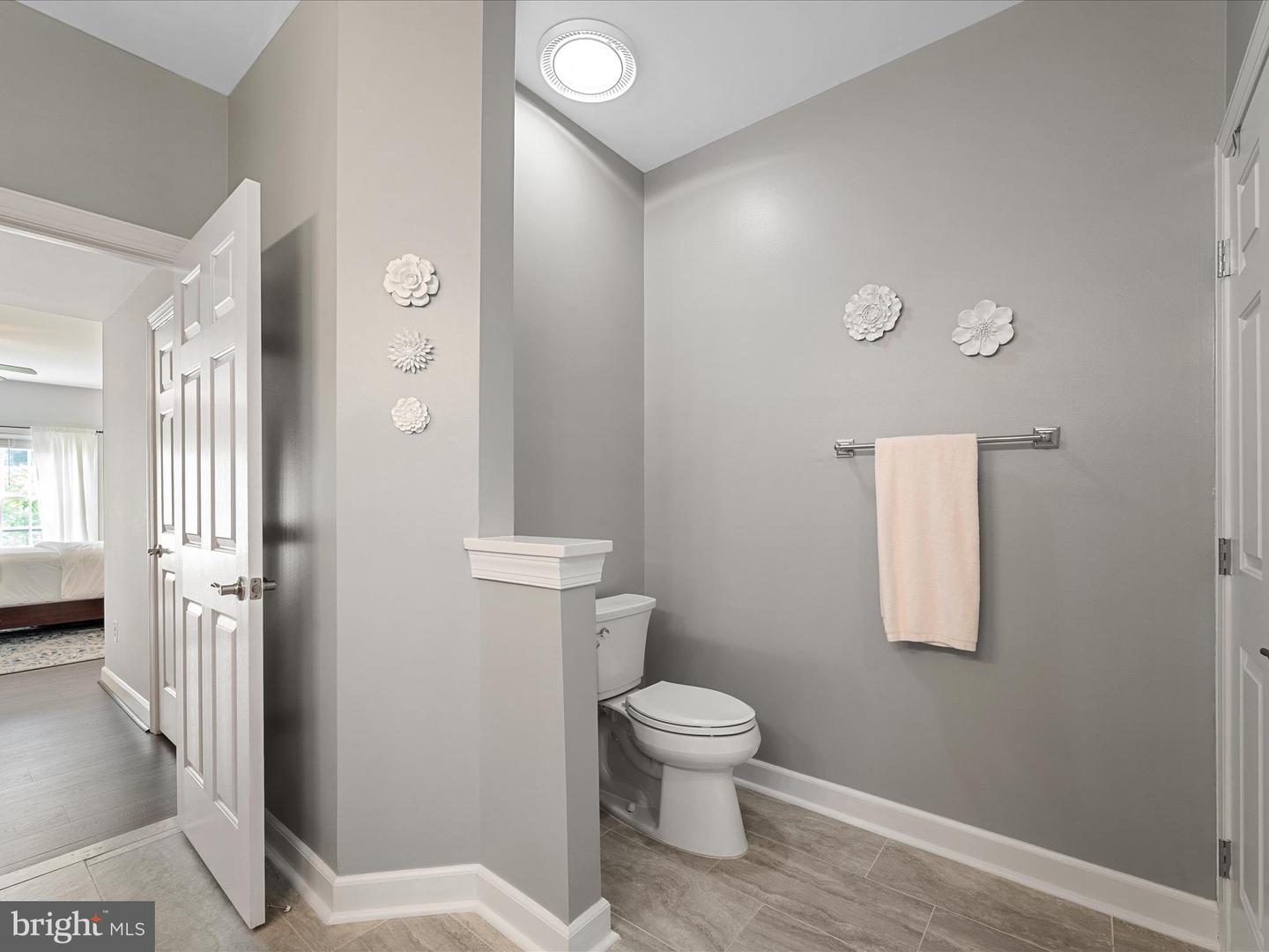 8027 MONTOUR HEIGHTS DR, GAINESVILLE, Virginia 20155, 3 Bedrooms Bedrooms, ,2 BathroomsBathrooms,Residential,For sale,8027 MONTOUR HEIGHTS DR,VAPW2096942 MLS # VAPW2096942