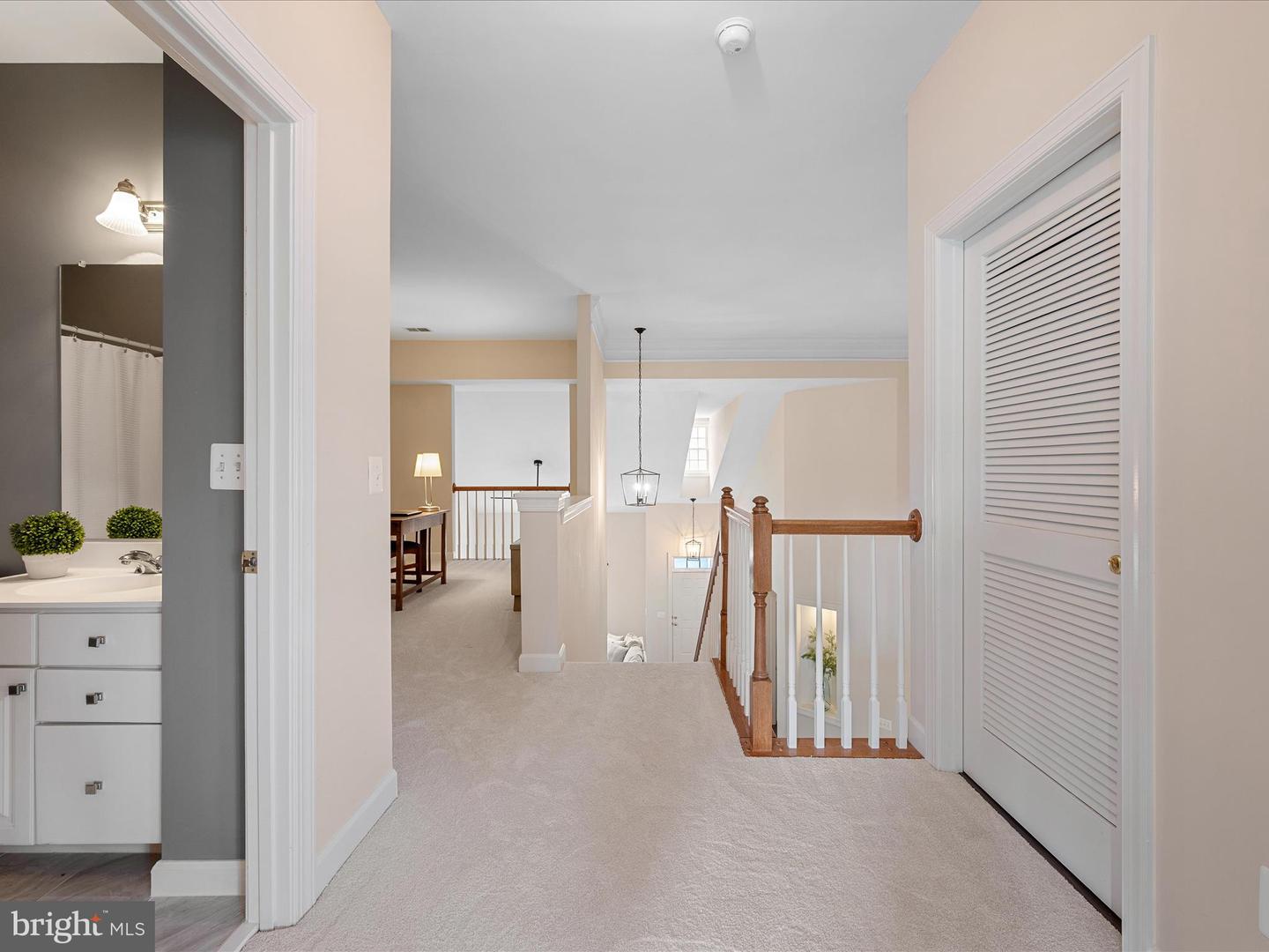 8027 MONTOUR HEIGHTS DR, GAINESVILLE, Virginia 20155, 3 Bedrooms Bedrooms, ,2 BathroomsBathrooms,Residential,For sale,8027 MONTOUR HEIGHTS DR,VAPW2096942 MLS # VAPW2096942