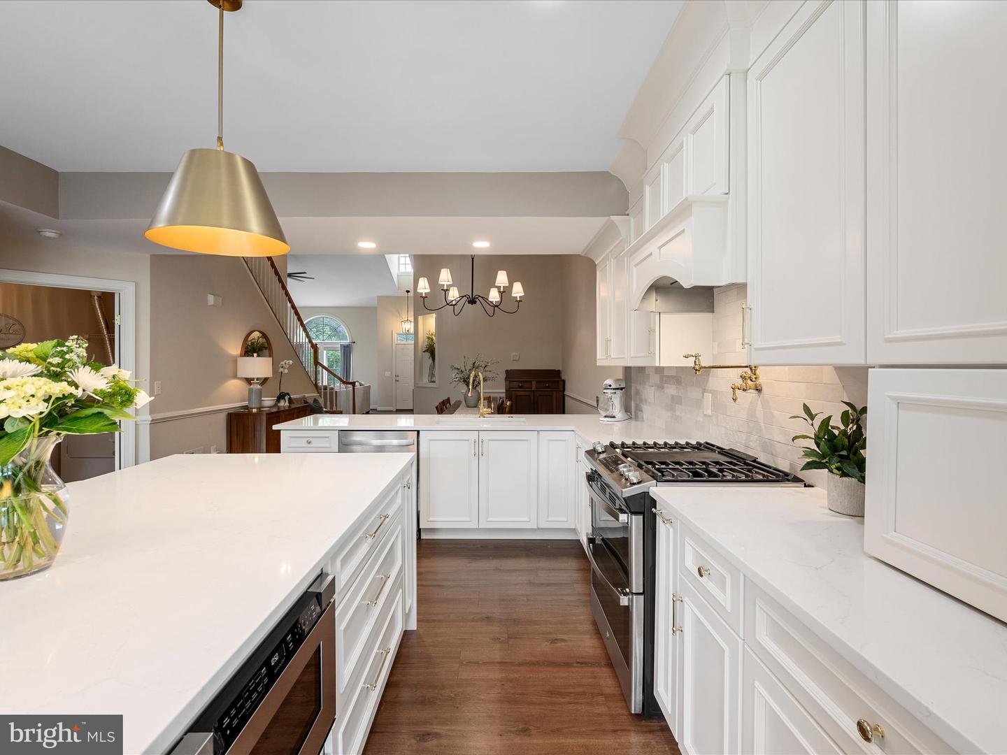 8027 MONTOUR HEIGHTS DR, GAINESVILLE, Virginia 20155, 3 Bedrooms Bedrooms, ,2 BathroomsBathrooms,Residential,For sale,8027 MONTOUR HEIGHTS DR,VAPW2096942 MLS # VAPW2096942