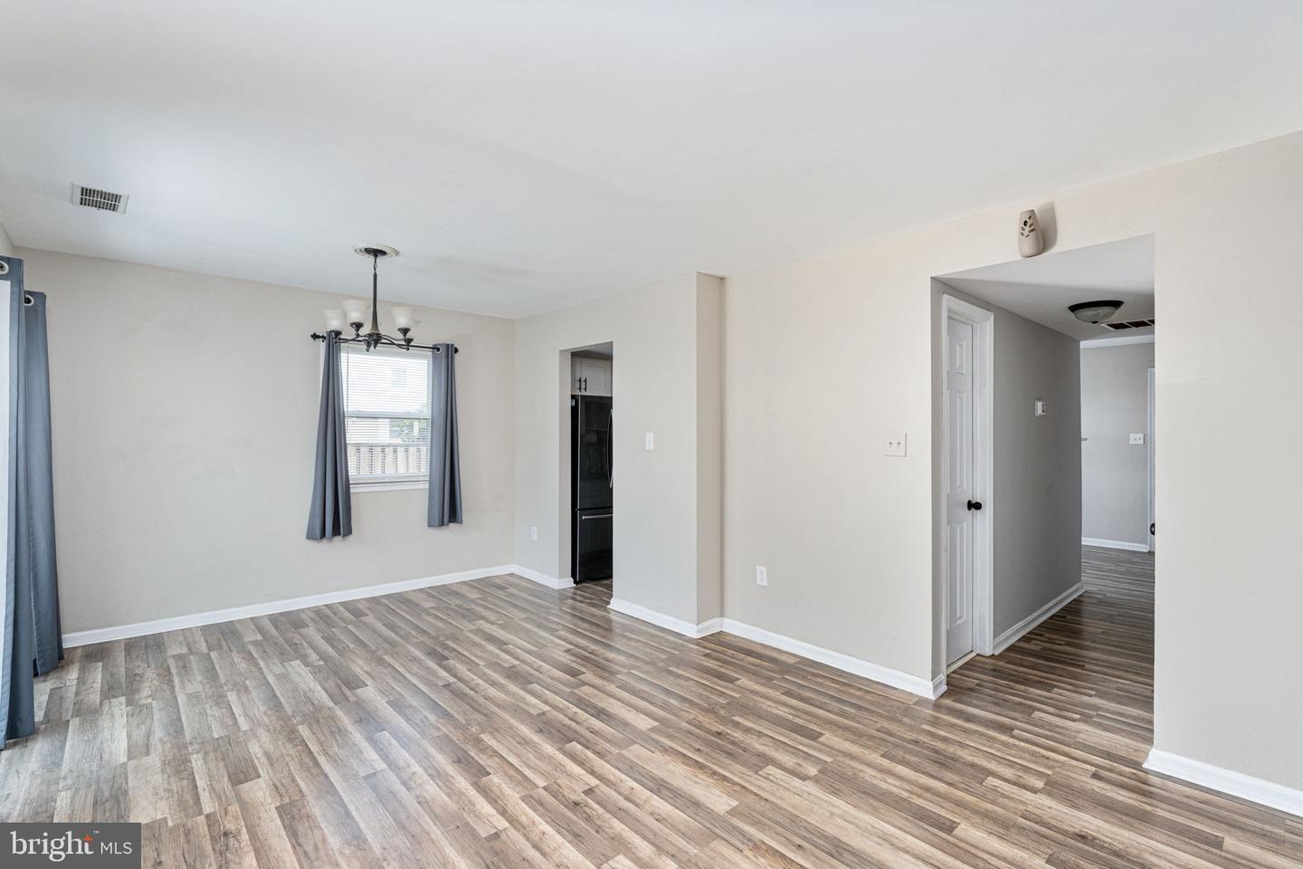 2801 BANKS CT, DUMFRIES, Virginia 22026, 4 Bedrooms Bedrooms, ,2 BathroomsBathrooms,Residential,For sale,2801 BANKS CT,VAPW2096948 MLS # VAPW2096948