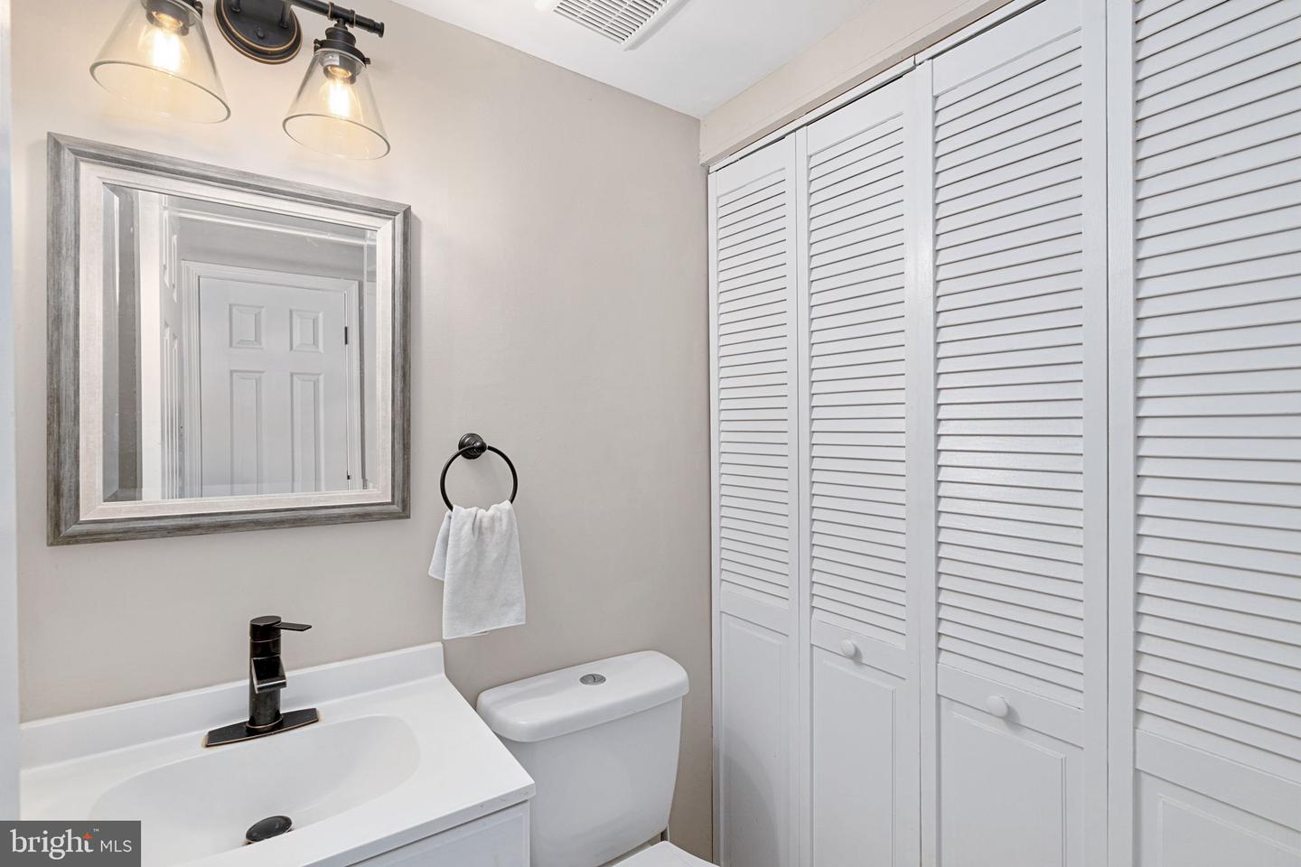 2801 BANKS CT, DUMFRIES, Virginia 22026, 4 Bedrooms Bedrooms, ,2 BathroomsBathrooms,Residential,For sale,2801 BANKS CT,VAPW2096948 MLS # VAPW2096948