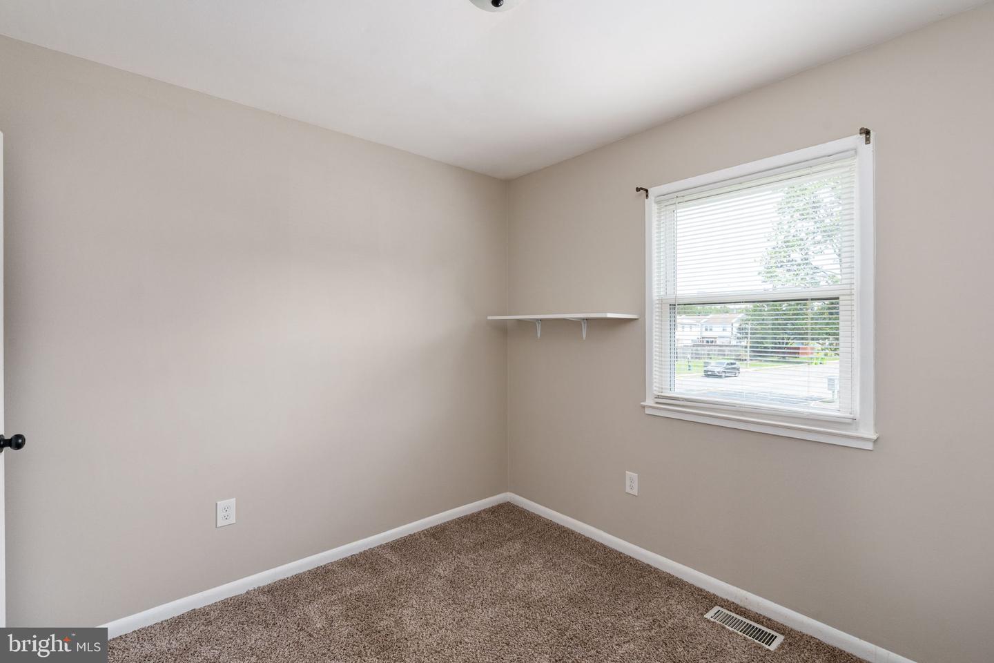 2801 BANKS CT, DUMFRIES, Virginia 22026, 4 Bedrooms Bedrooms, ,2 BathroomsBathrooms,Residential,For sale,2801 BANKS CT,VAPW2096948 MLS # VAPW2096948