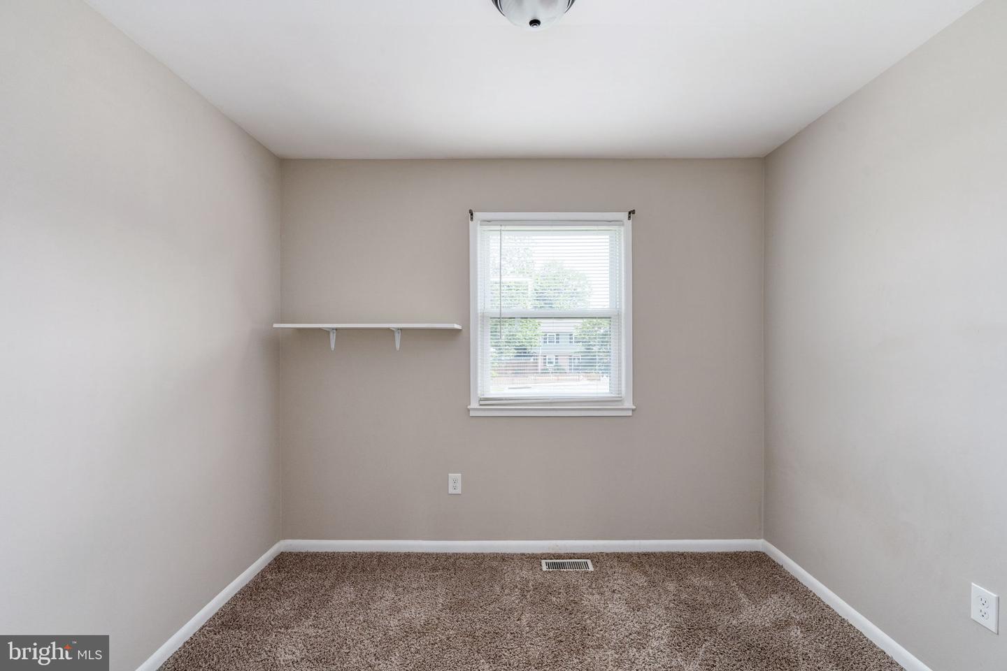 2801 BANKS CT, DUMFRIES, Virginia 22026, 4 Bedrooms Bedrooms, ,2 BathroomsBathrooms,Residential,For sale,2801 BANKS CT,VAPW2096948 MLS # VAPW2096948