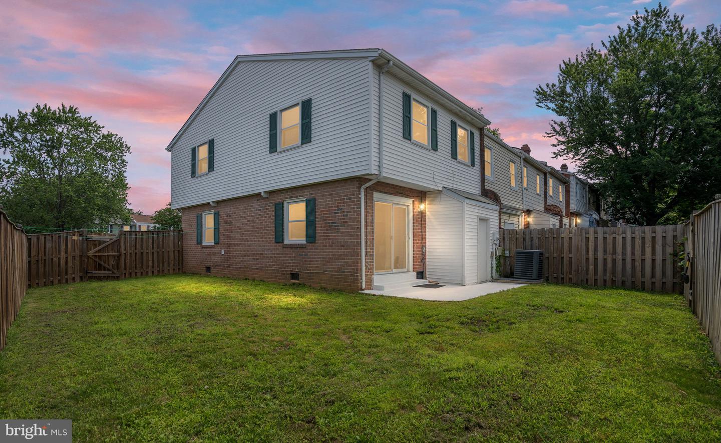 2801 BANKS CT, DUMFRIES, Virginia 22026, 4 Bedrooms Bedrooms, ,2 BathroomsBathrooms,Residential,For sale,2801 BANKS CT,VAPW2096948 MLS # VAPW2096948