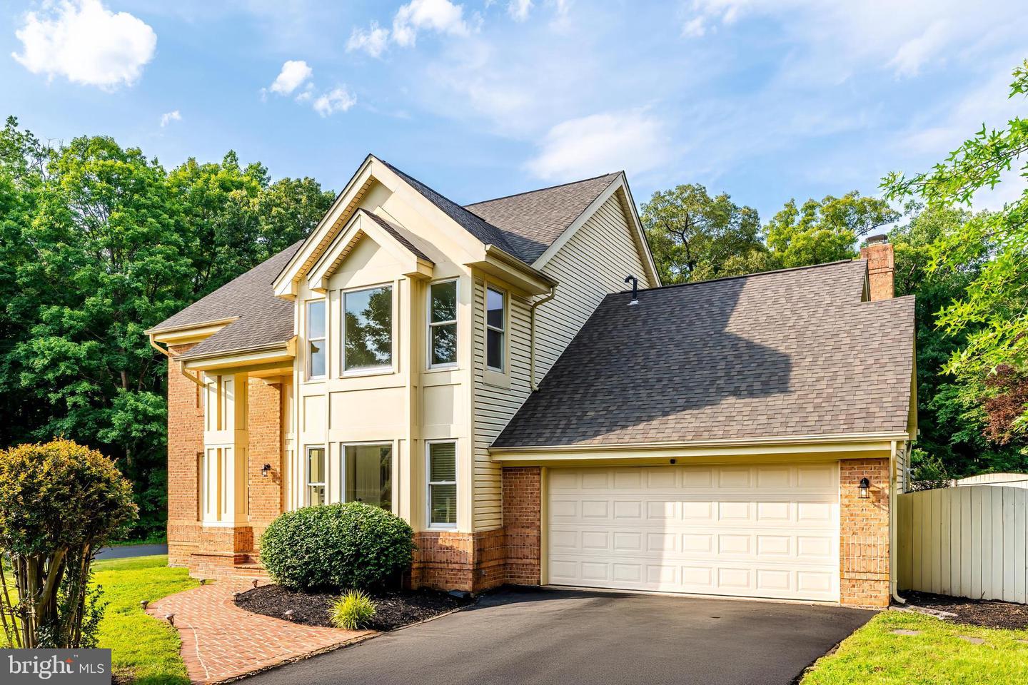 6801 MT OLIVE CT, CENTREVILLE, Virginia 20121, 4 Bedrooms Bedrooms, ,3 BathroomsBathrooms,Residential,For sale,6801 MT OLIVE CT,VAFX2247196 MLS # VAFX2247196
