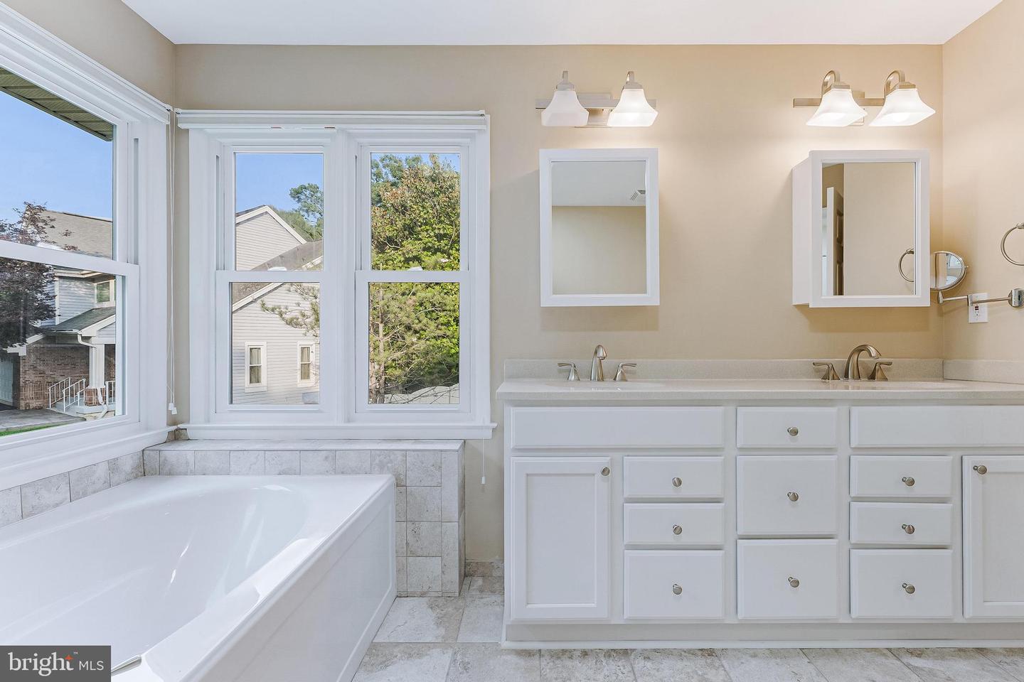 6801 MT OLIVE CT, CENTREVILLE, Virginia 20121, 4 Bedrooms Bedrooms, ,3 BathroomsBathrooms,Residential,For sale,6801 MT OLIVE CT,VAFX2247196 MLS # VAFX2247196