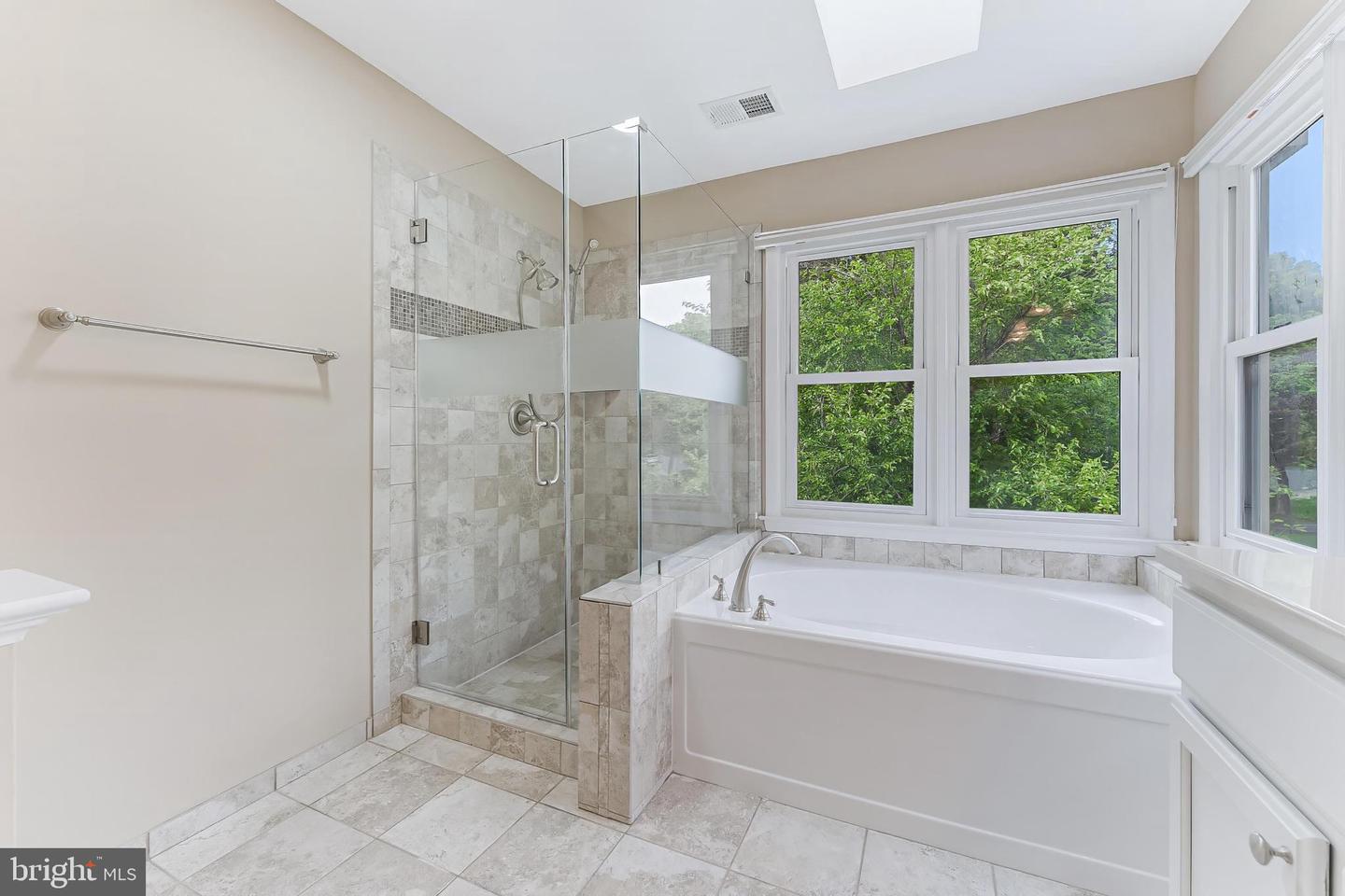 6801 MT OLIVE CT, CENTREVILLE, Virginia 20121, 4 Bedrooms Bedrooms, ,3 BathroomsBathrooms,Residential,For sale,6801 MT OLIVE CT,VAFX2247196 MLS # VAFX2247196