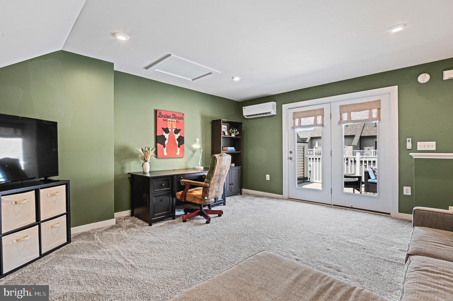 1036 CANTINA TER SE, LEESBURG, Virginia 20175, 4 Bedrooms Bedrooms, ,3 BathroomsBathrooms,Residential,For sale,1036 CANTINA TER SE,VALO2099482 MLS # VALO2099482