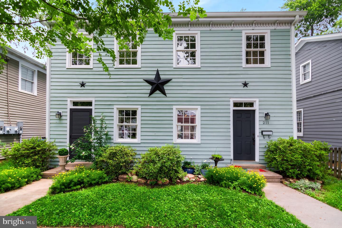 211 PRINCE EDWARD ST, FREDERICKSBURG, Virginia 22401, 3 Bedrooms Bedrooms, ,2 BathroomsBathrooms,Residential,For sale,211 PRINCE EDWARD ST,VAFB2008426 MLS # VAFB2008426